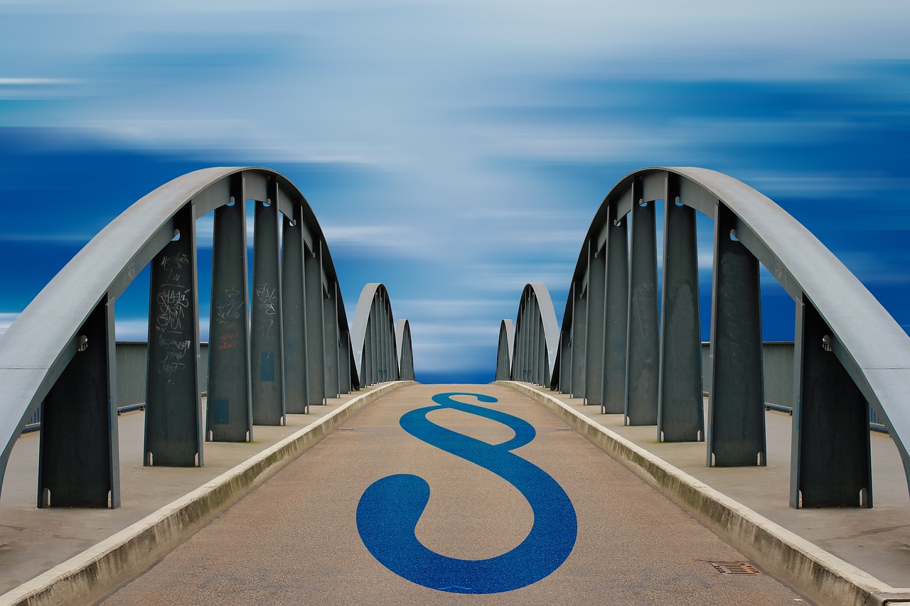 Immagine di un documento con informazioni sulla Legge 104 e bonus di 4500 € per persone disabili.